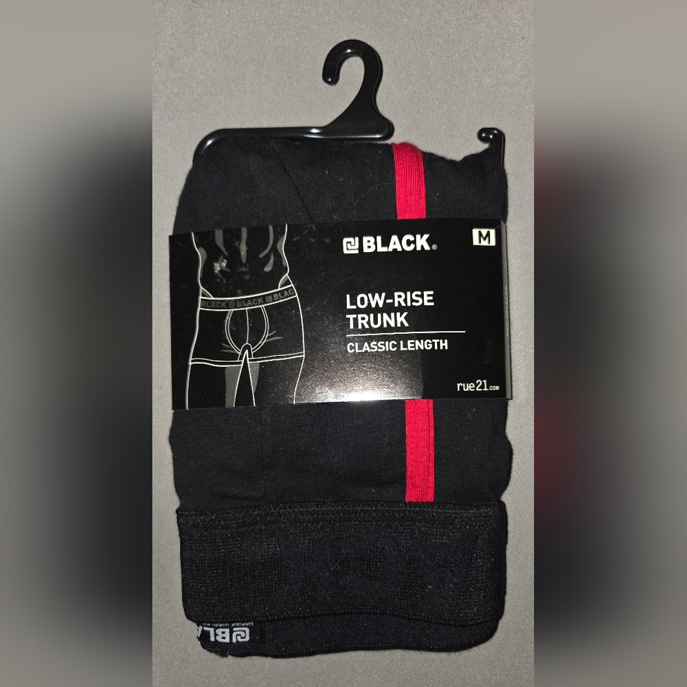 🆕️Rue21 Black Boxer Briefs with Red Accent